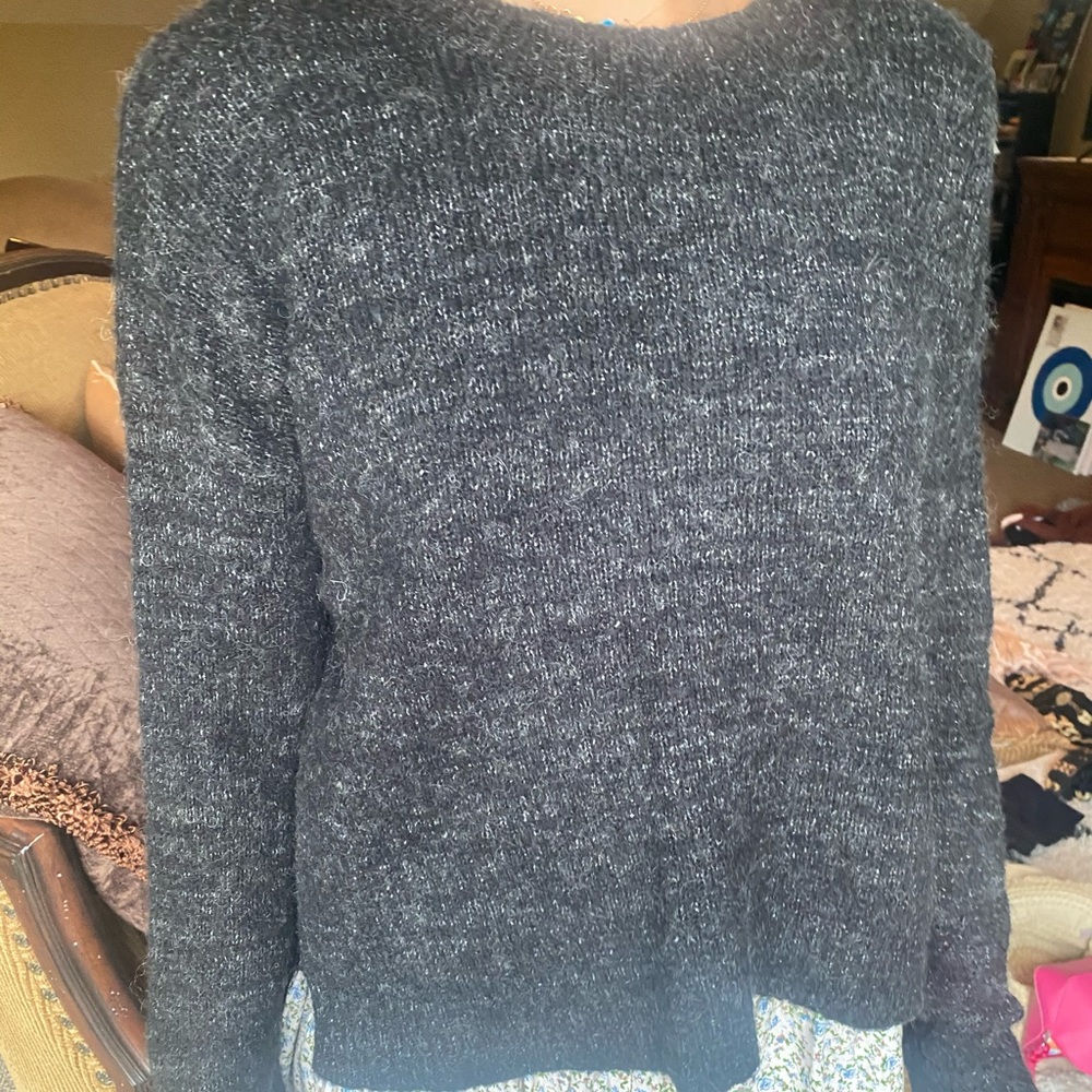 Brandy Melville sweater